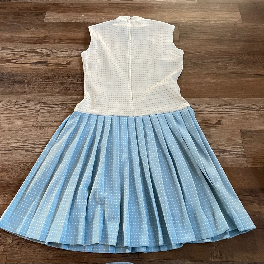 Bleeker Street vintage pleated blue dress with jacket 12 - Picture 9 of 12